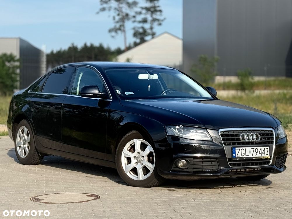 Audi A4 Limousine - 2