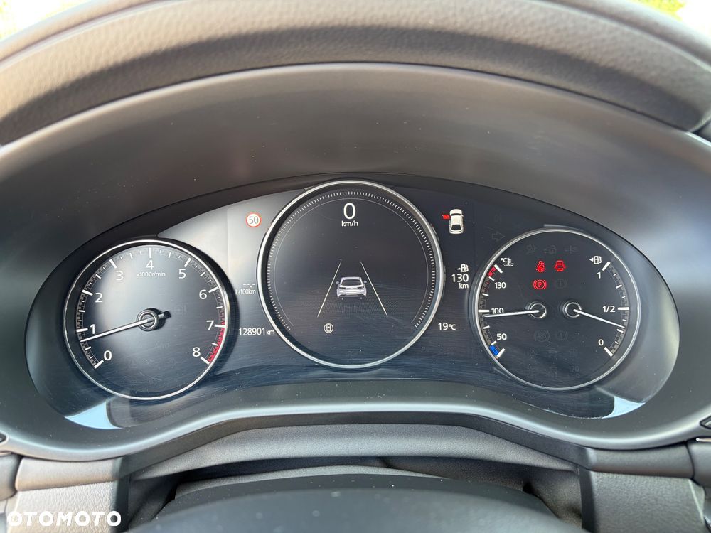 Mazda 3 SKYACTIV-G 2.0 M-Hybrid - 16