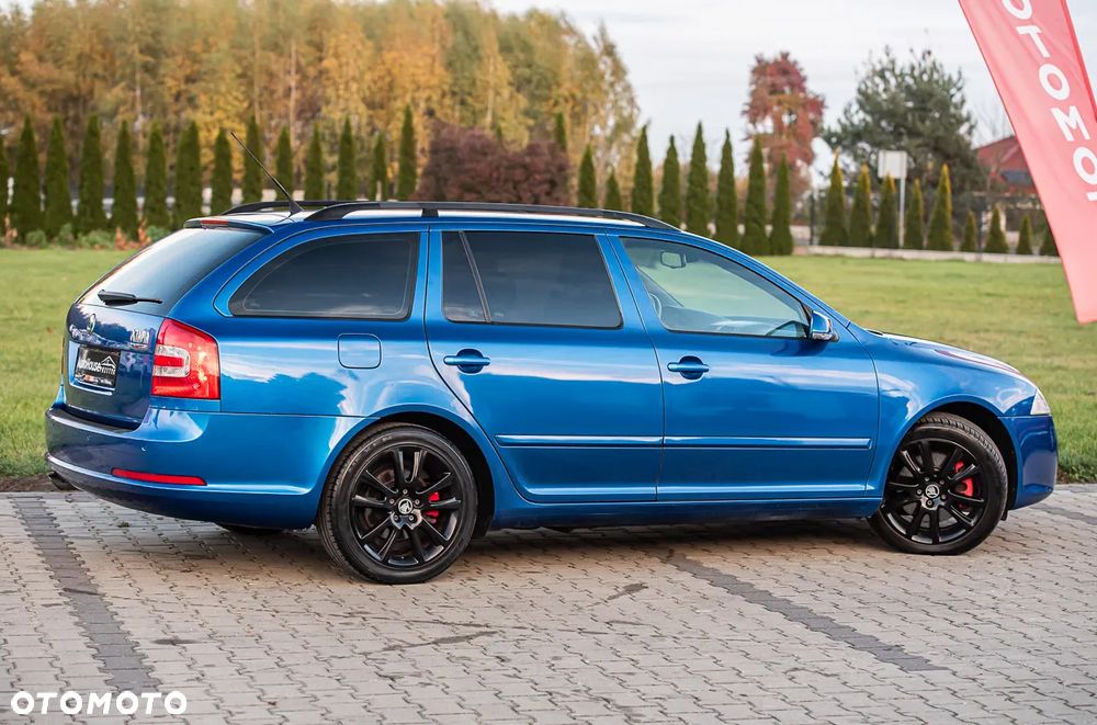 Skoda Octavia 2.0 TFSI RS - 11