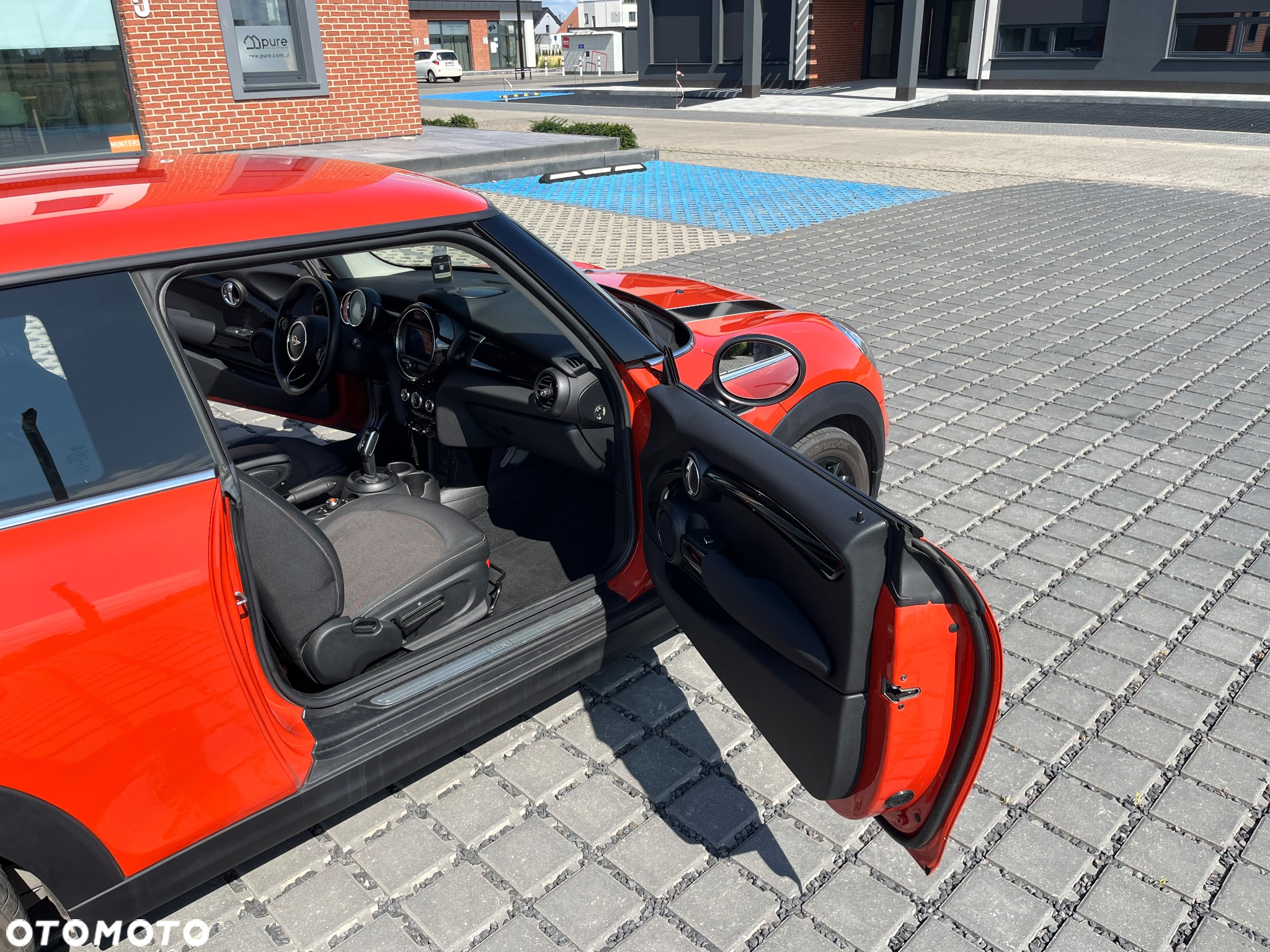 MINI ONE - 12
