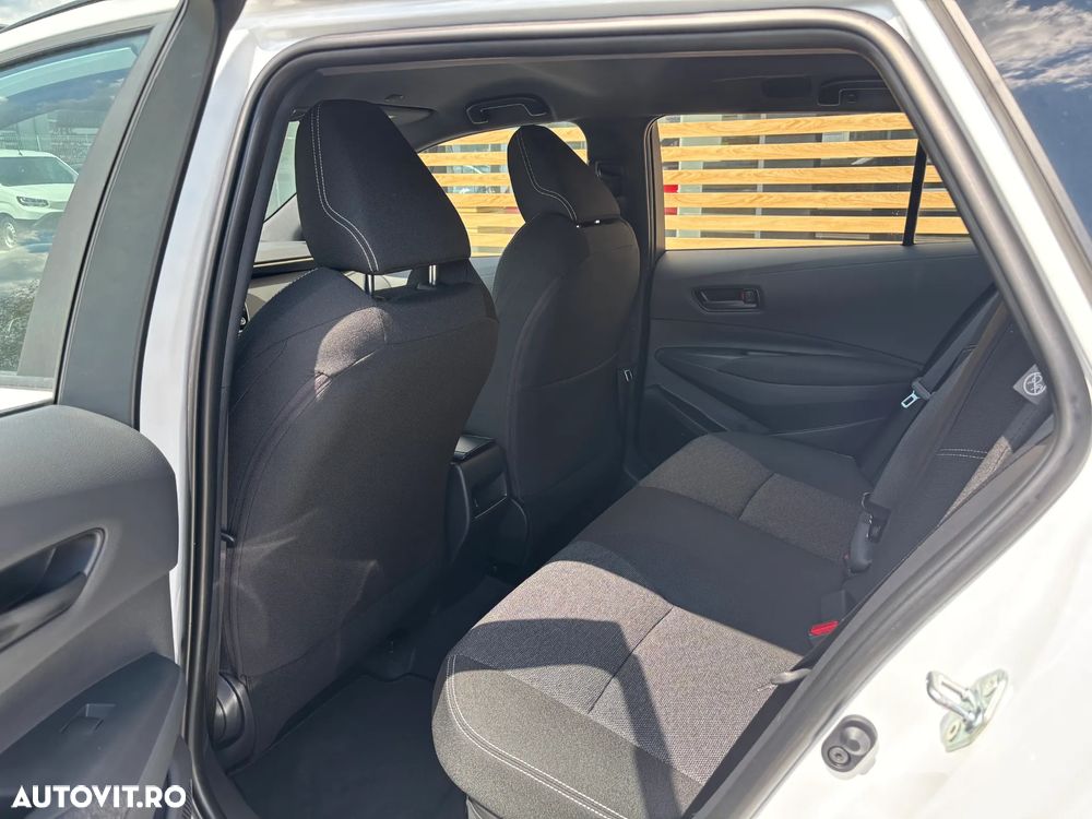 Toyota Corolla 1.8 HSD Eco - 9