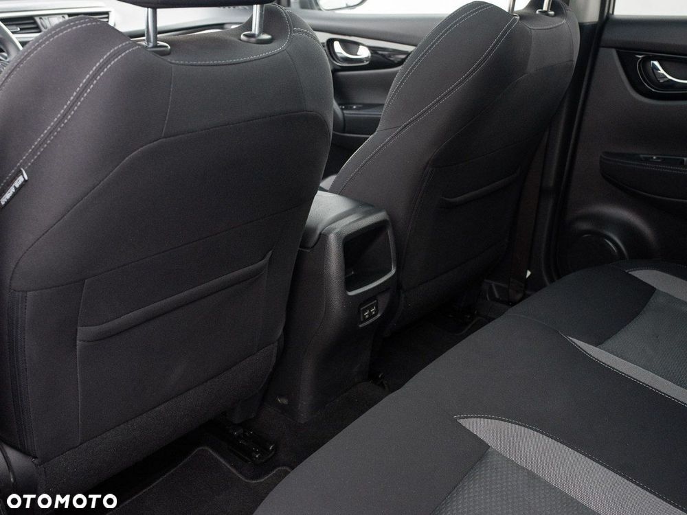 Nissan Qashqai 1.3 DIG-T MHEV N-Connecta - 28