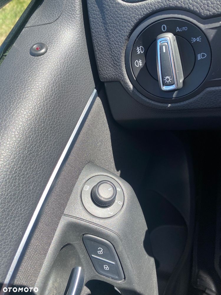 Volkswagen Polo 1.4 TDI (Blue Motion Technology) Highline - 23