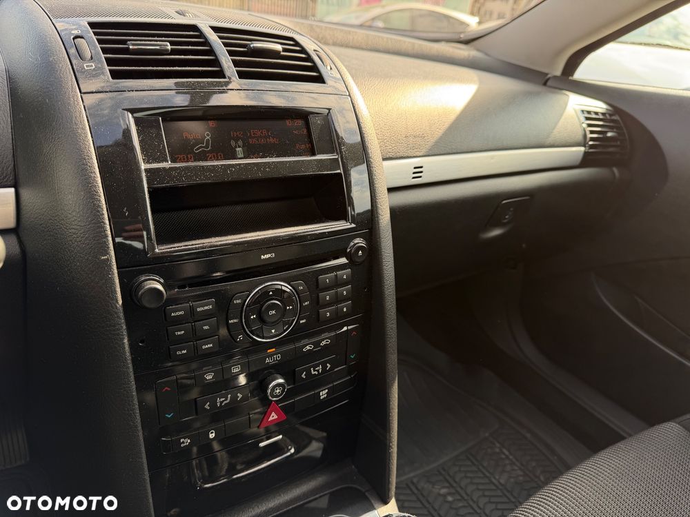 Peugeot 407 - 19