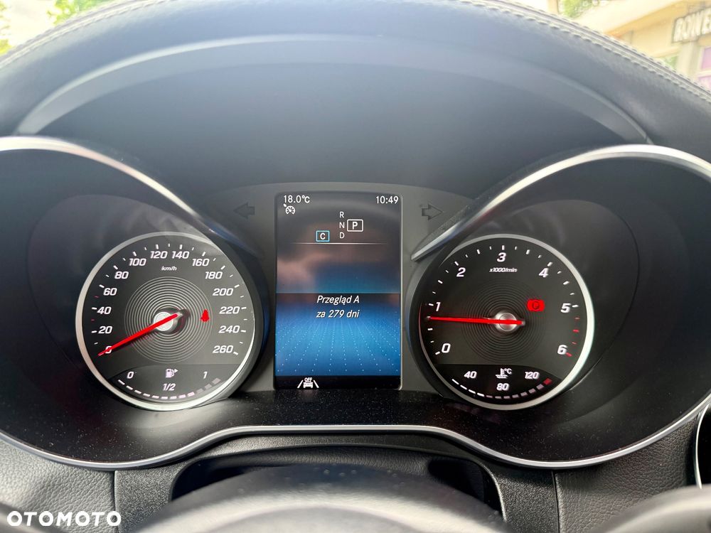 Mercedes-Benz GLC - 31