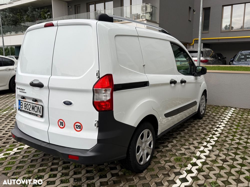 Ford Transit Courier - 7