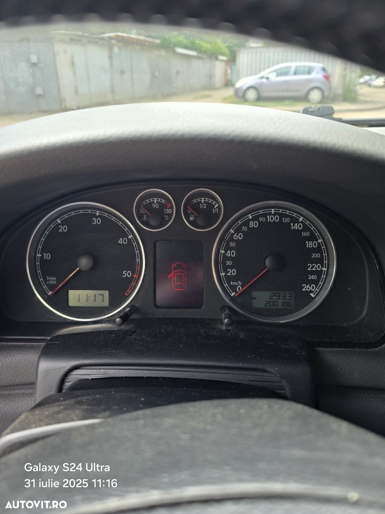 Volkswagen Passat Variant 2.0 TDI DPF Comfortline - 5