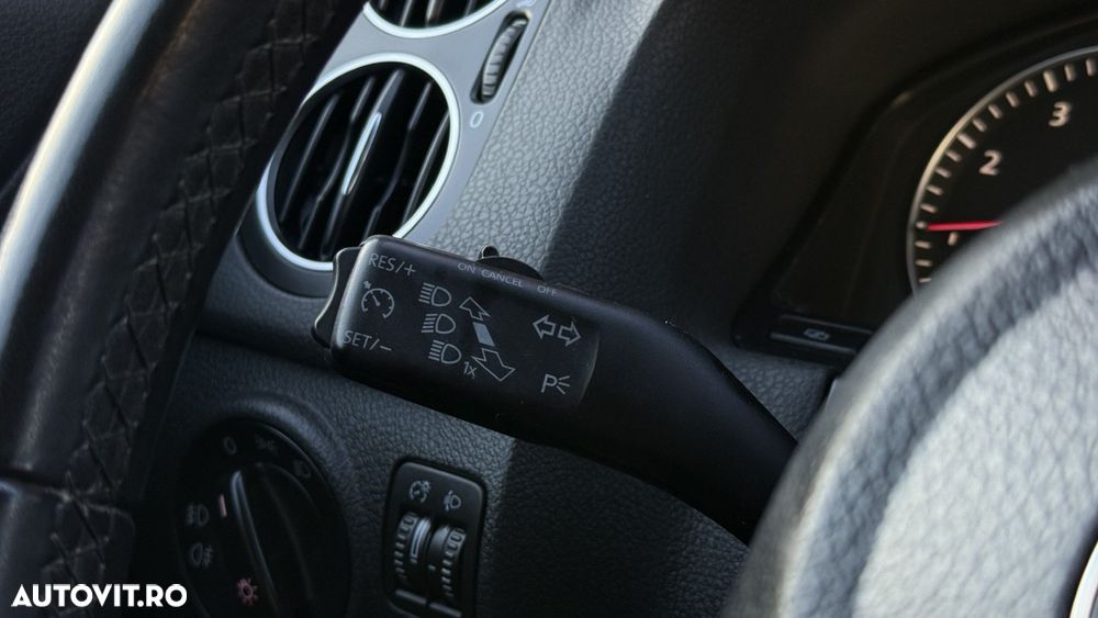 Volkswagen Golf Plus - 15