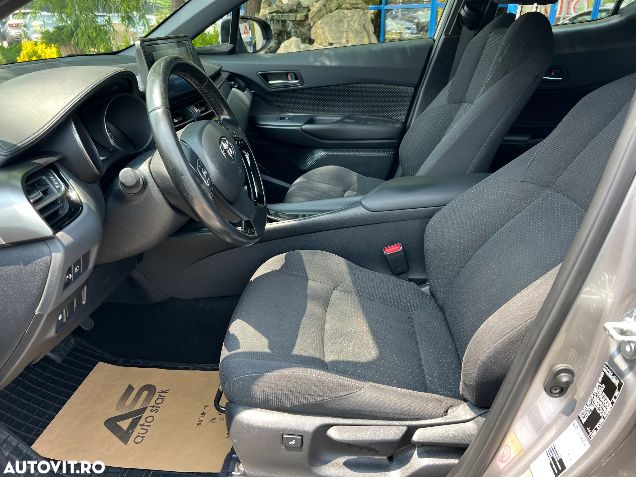 Toyota C-HR 1.8 HSD 122 CP 4x2 CVT Style - 17