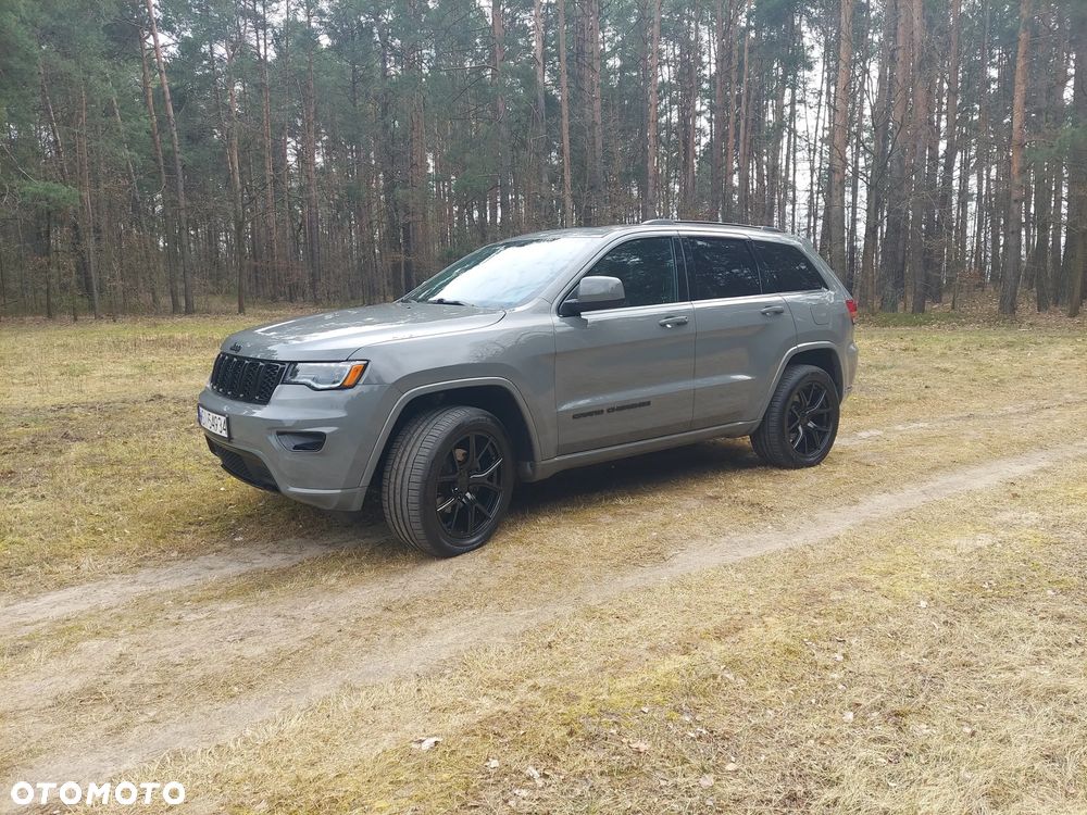 Jeep Grand Cherokee - 2