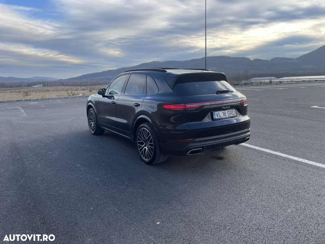 Porsche Cayenne Tiptronic S Platinum Edition - 16