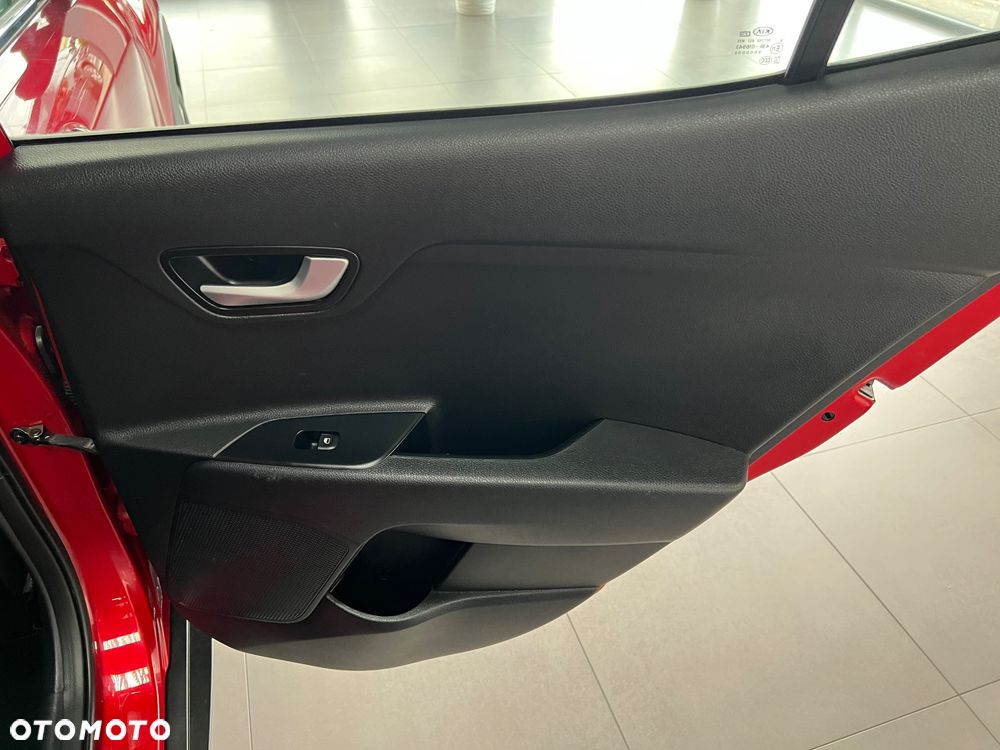 Kia Stonic - 31