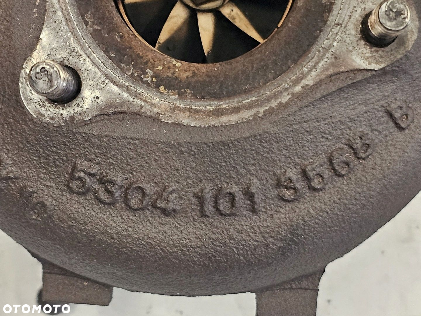 AUDI A6 2.7 TDI BPP 180KM 06r turbina 059145715E - 10