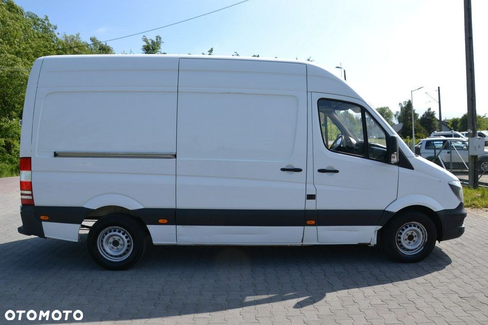 Mercedes-Benz Sprinter - 8