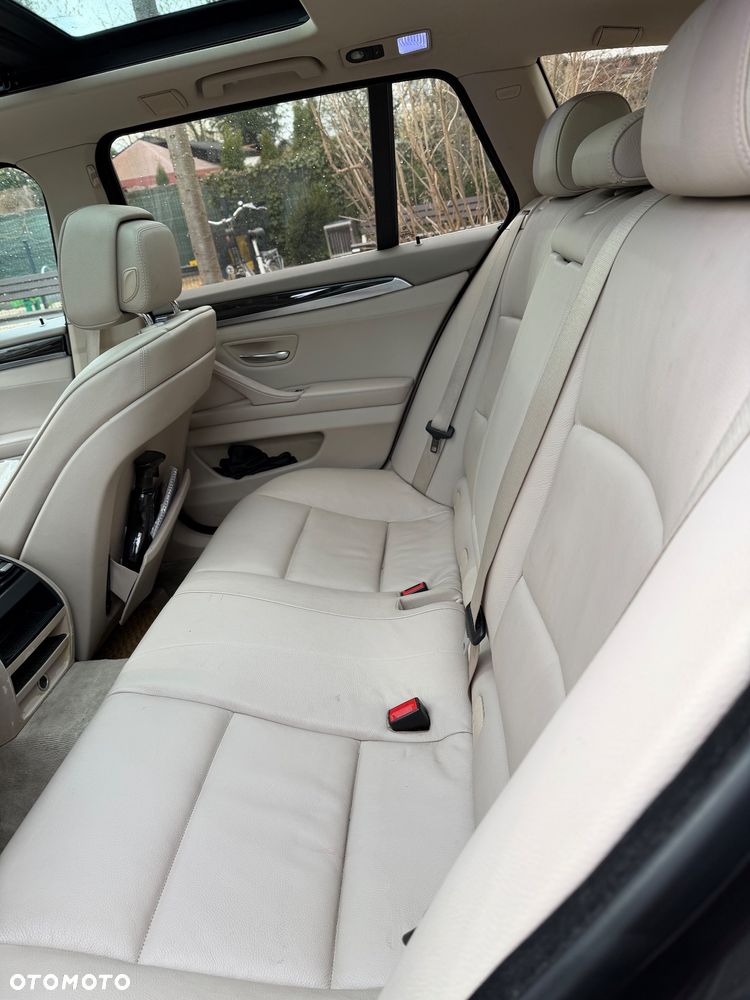 BMW Seria 5 520d - 11
