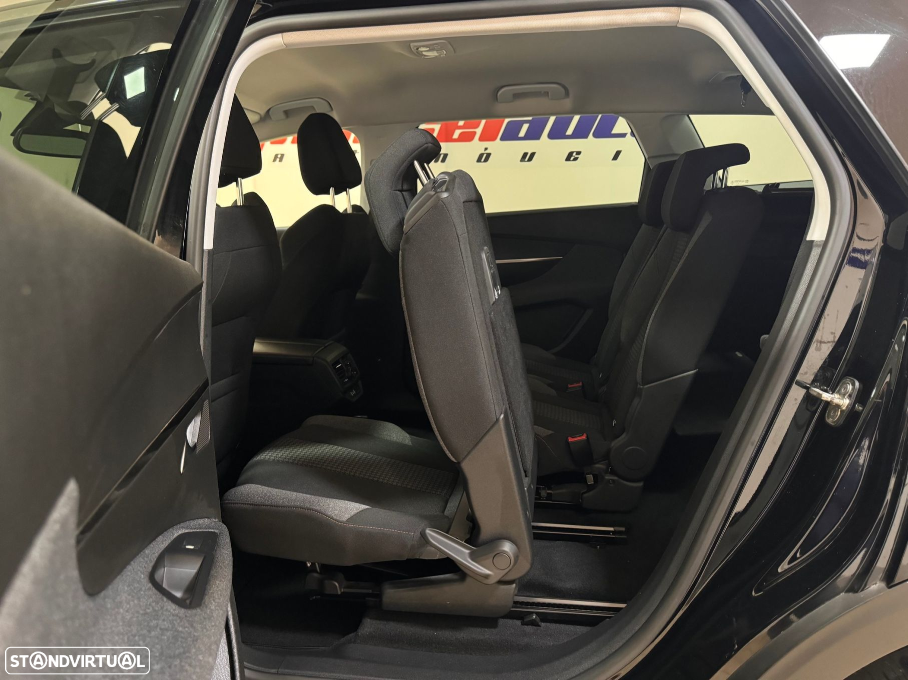 Peugeot 5008 1.2 PureTech Active Pack - 29