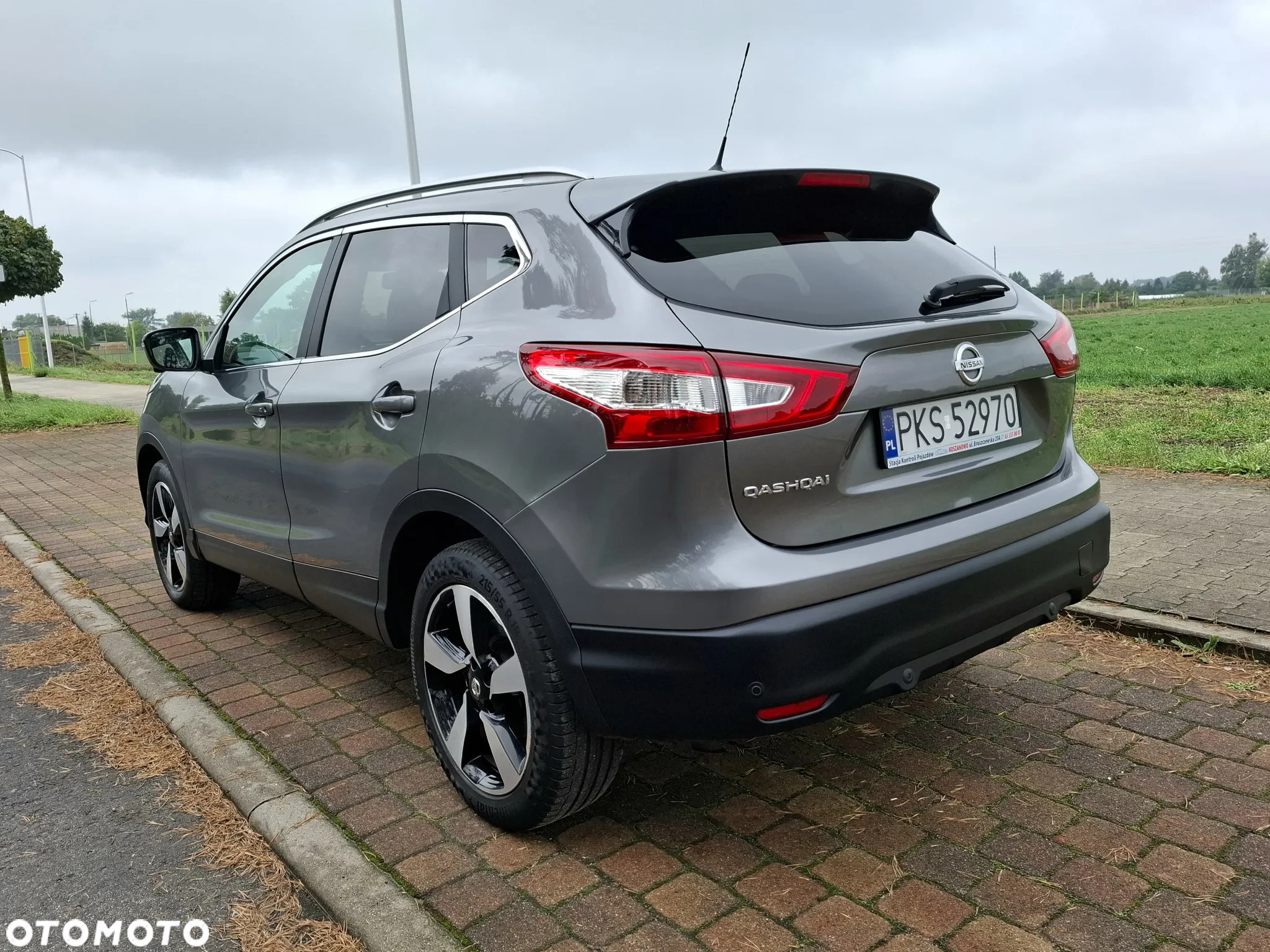 Nissan Qashqai 1.2 DIG-T N-Connecta EU6 - 2