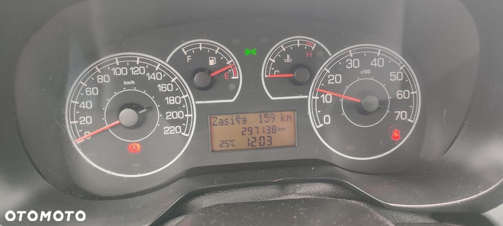 Fiat Grande Punto - 5