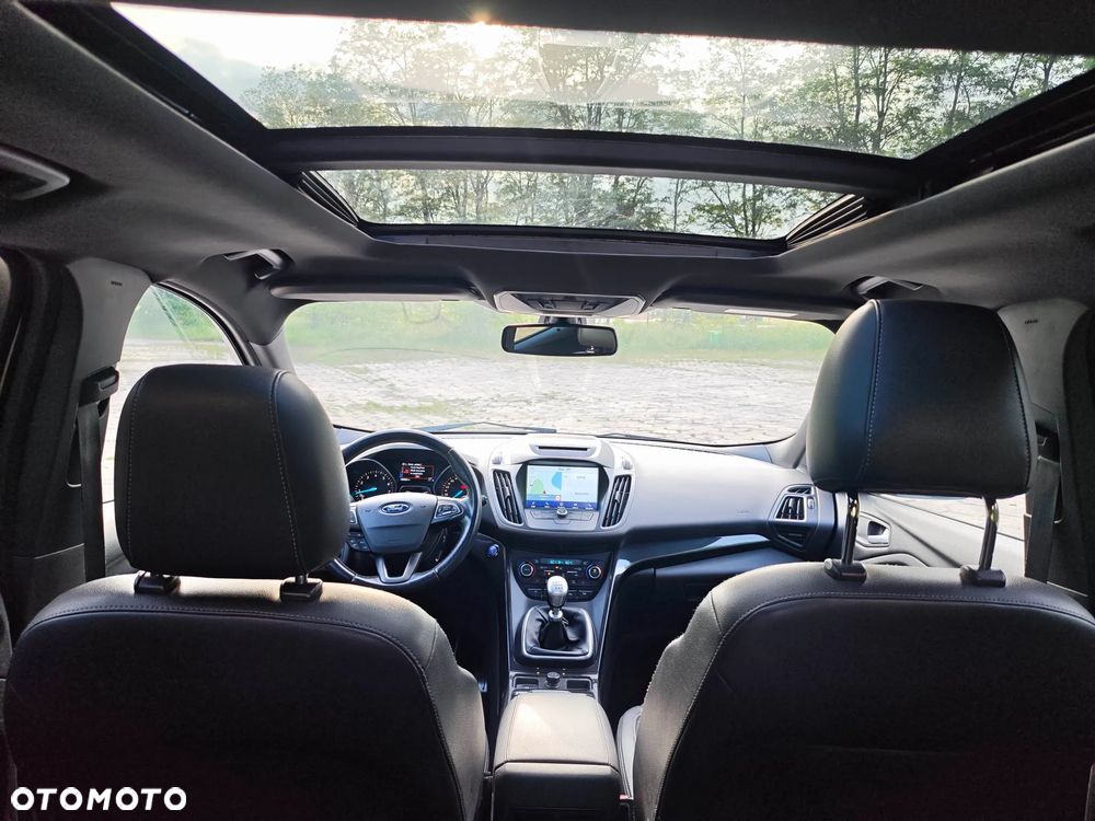 Ford Kuga - 23