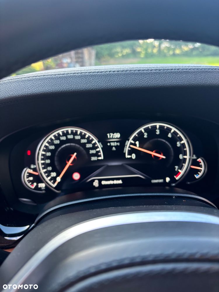 BMW 6GT 630i M Sport - 11