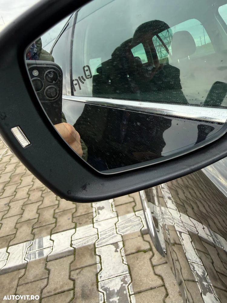 Skoda Octavia Combi Diesel 2.0 TDI DSG Style - 9