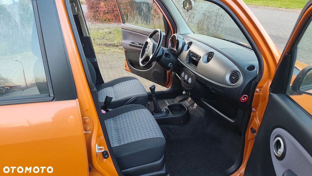 Daihatsu Trevis 1.0 Limited - 28