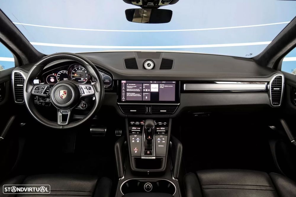 Porsche Cayenne Turbo S E-Hybrid - 6
