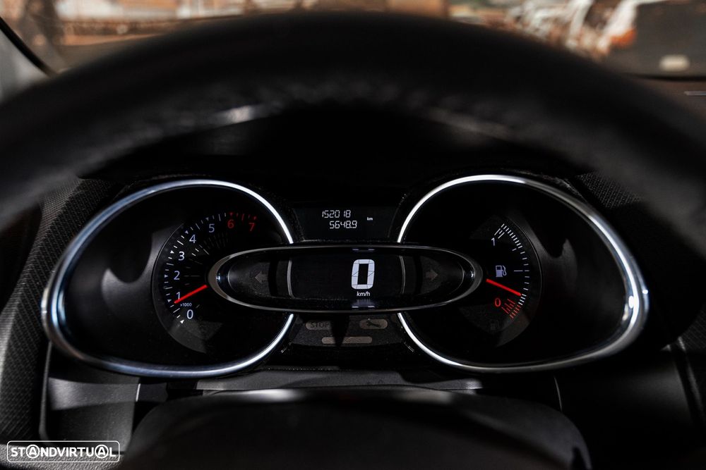 Renault Clio - 14