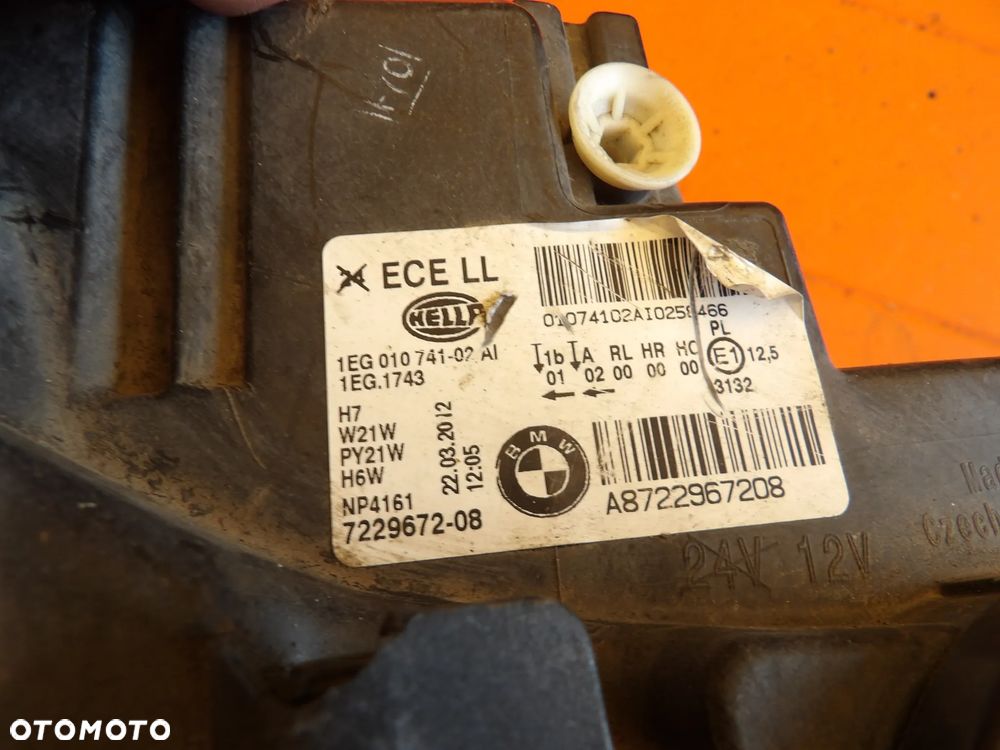 BMW - F20 - H7 - UŁAMANY UCHWYT - BRUDNA W ŚRODKU - PRAWA LAMPA PRZEDNIA - EUROPA - 7229672 - 12