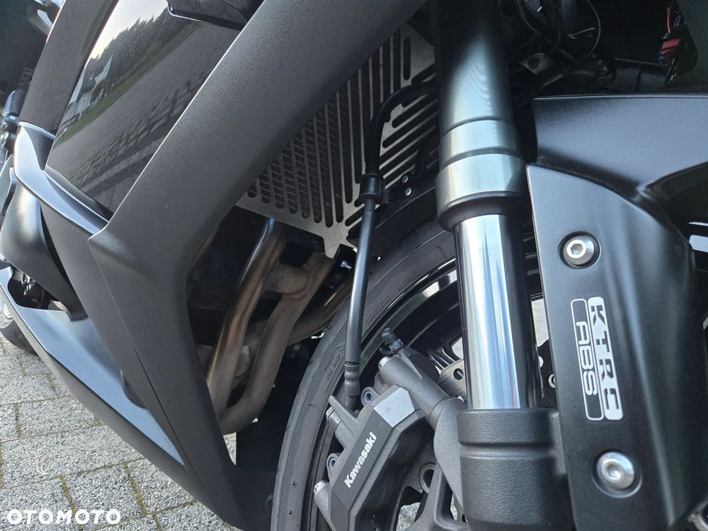 Kawasaki Z 1000 - 29