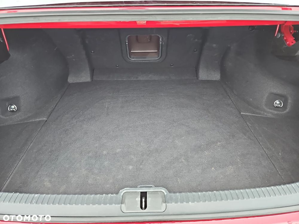 Lexus ES 300h Business Edition - 19