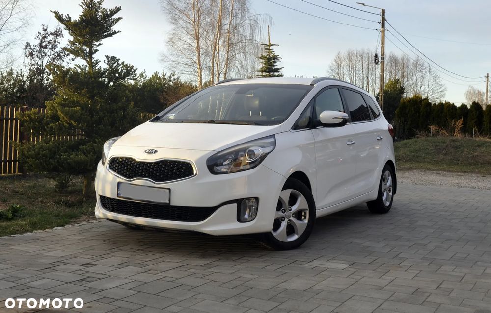 Kia Carens 1.7 CRDi XL - 1