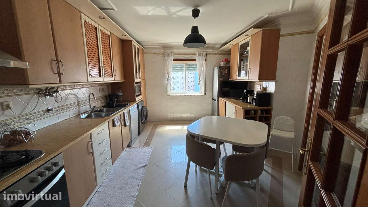Apartamento, 74 m², Corroios - Grande imagem: 2/16