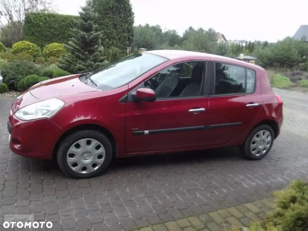 Renault Clio 1.2 16V Authentique - 2