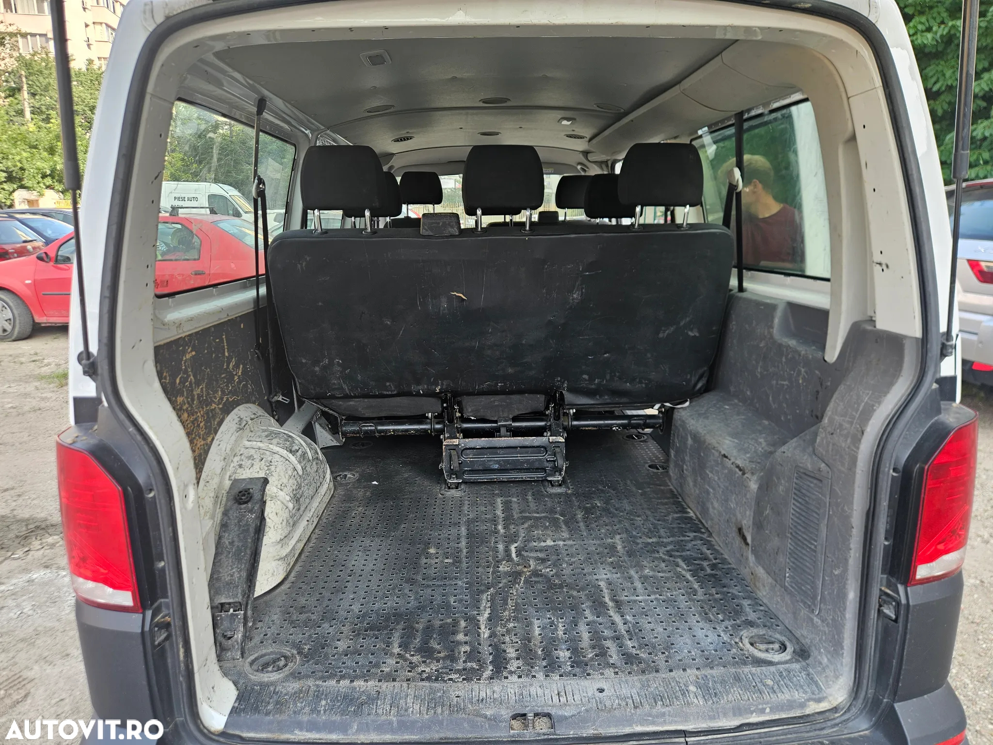 Volkswagen Transporter Sasiu CD T6.1 2.0 TDI 81 kW LR - 10