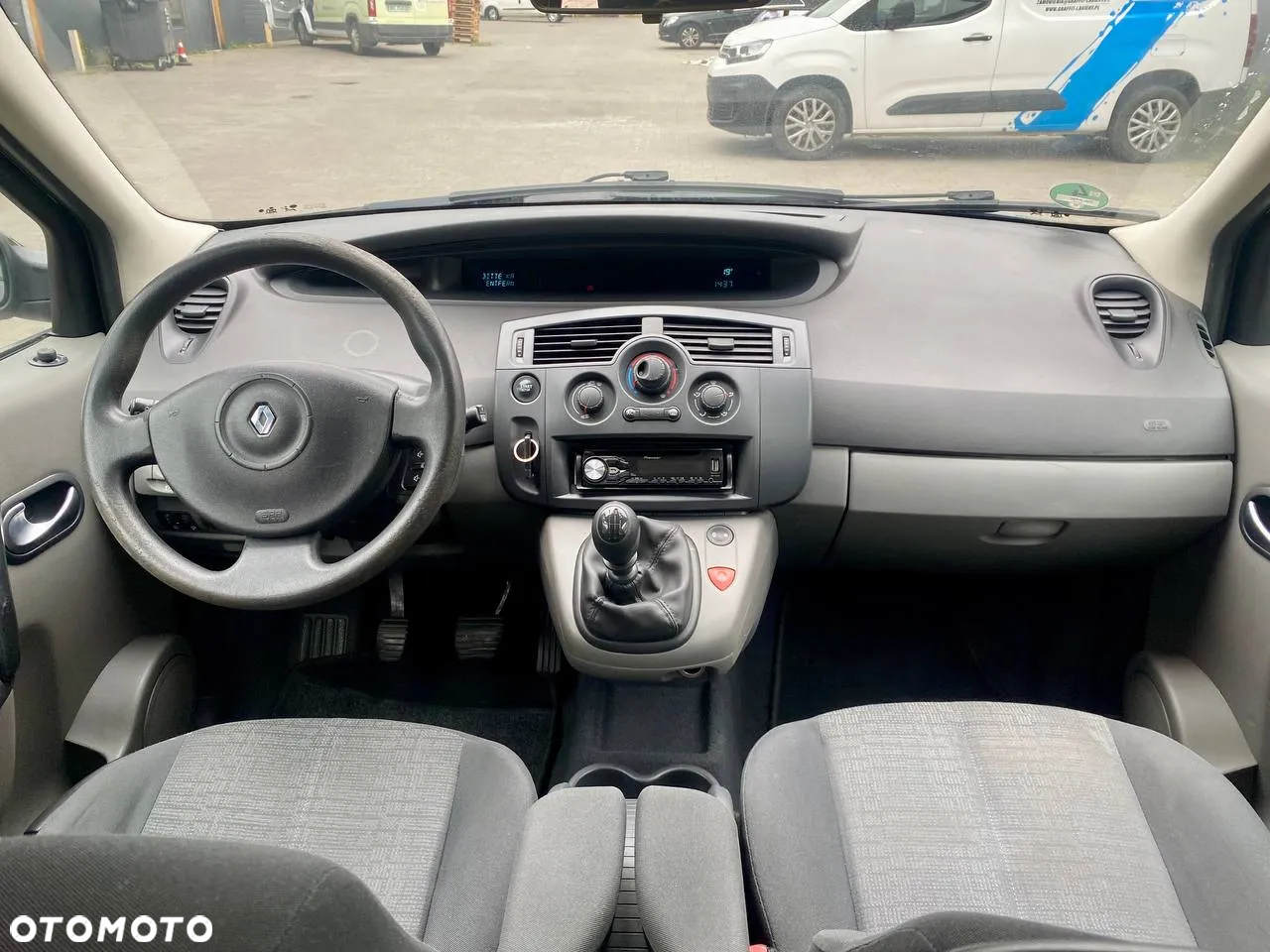 Renault Scenic 1.6 16V 110 Authentique - 7