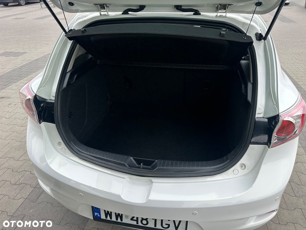 Mazda 3 2.0 Exclusive + - 15