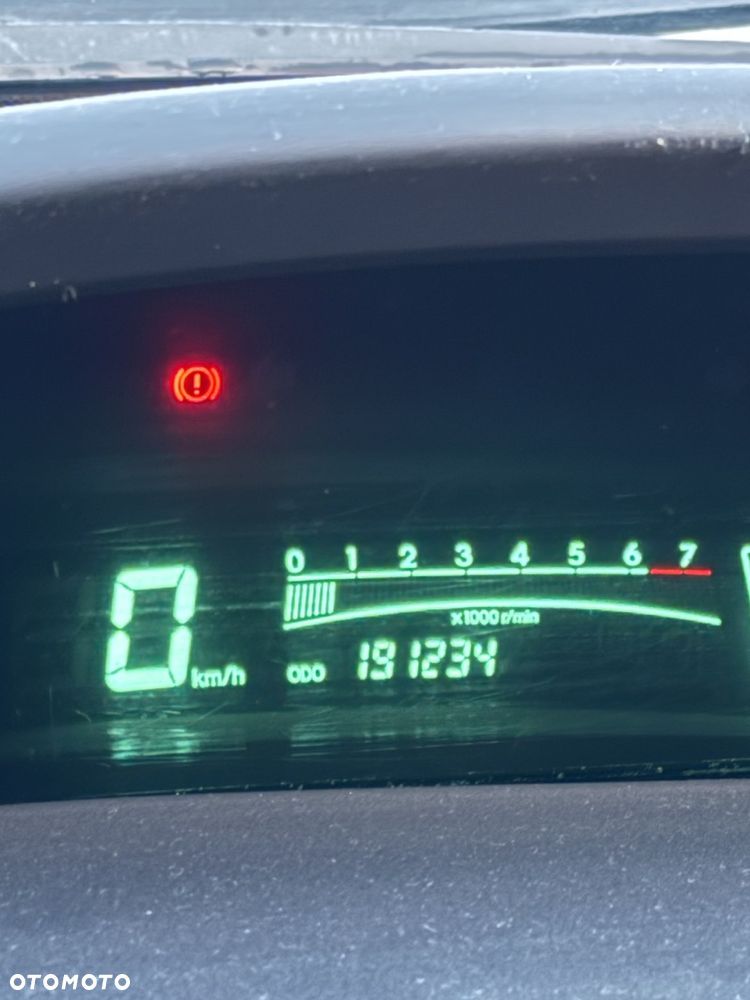 Toyota Yaris 1.3 Terra - 18