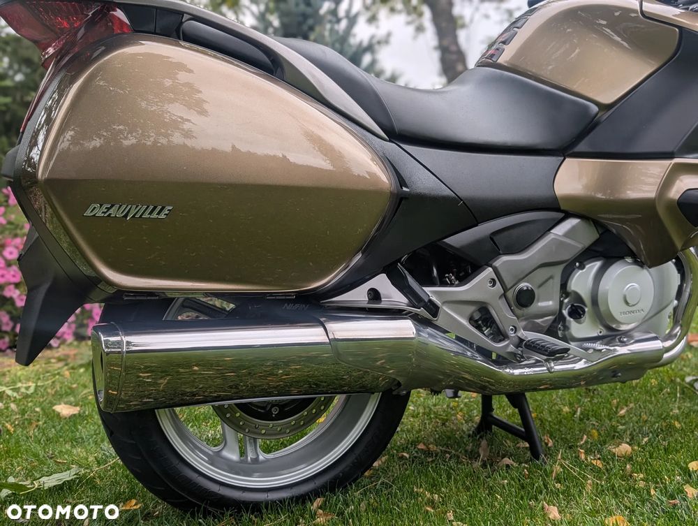 Honda Deauville - 26