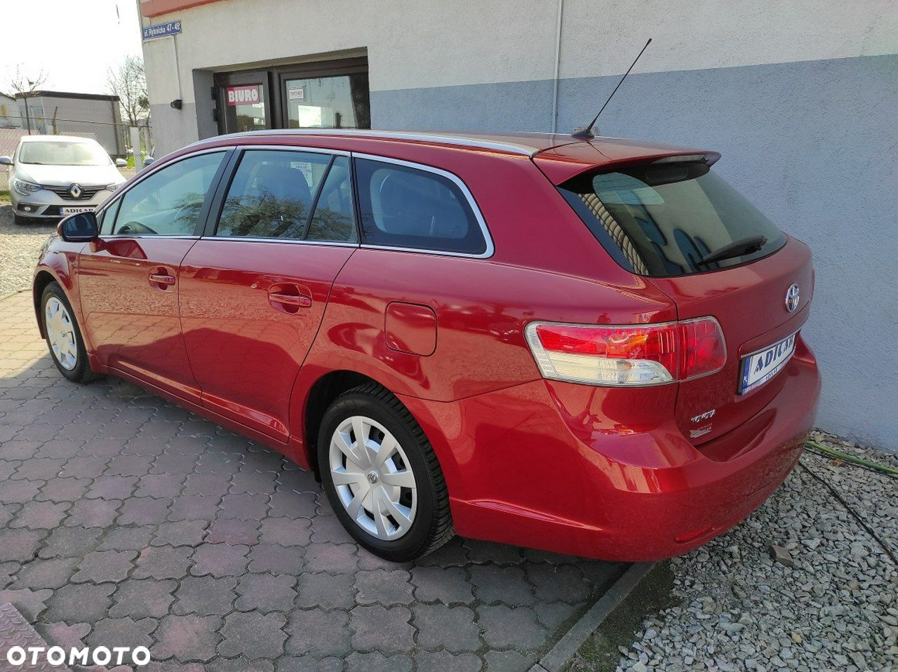 Toyota Avensis - 4