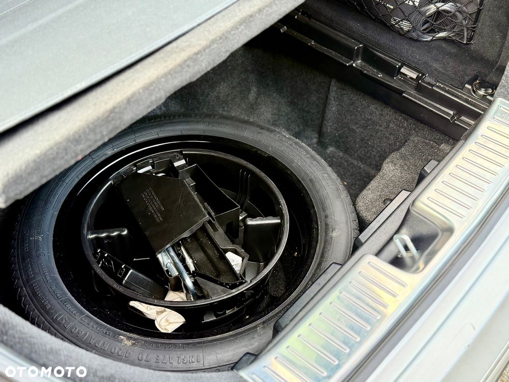 Mercedes-Benz CLS 350 d 4-Matic - 33