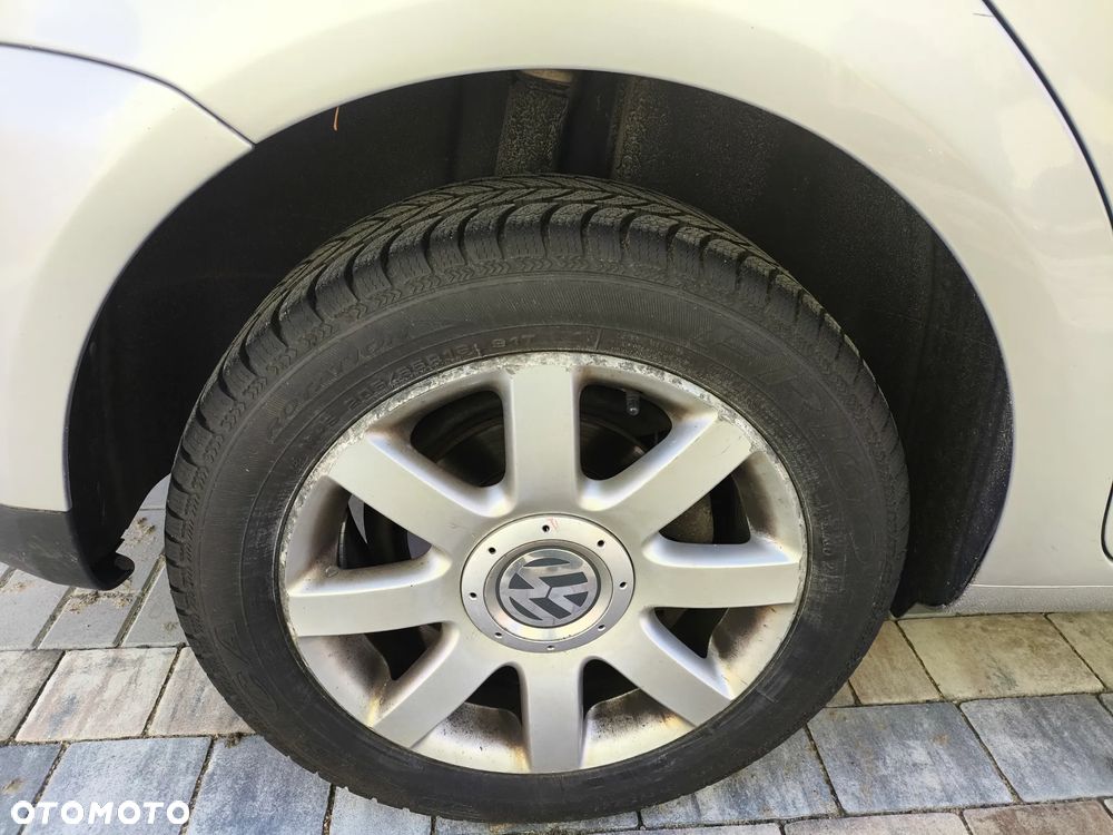 Volkswagen Touran 2.0 TDI Highline - 14