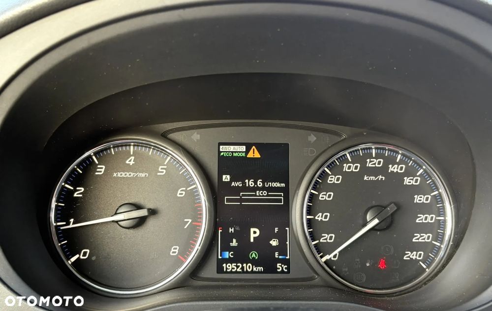 Mitsubishi Outlander 2.0 Intense + CVT - 13