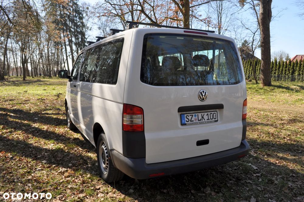 Volkswagen Transporter - 4