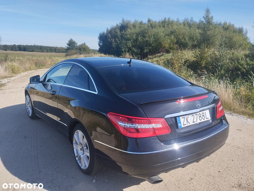 Mercedes-Benz Klasa E 200 BlueEFFICIENCY 7G-TRONIC Avantgarde - 5