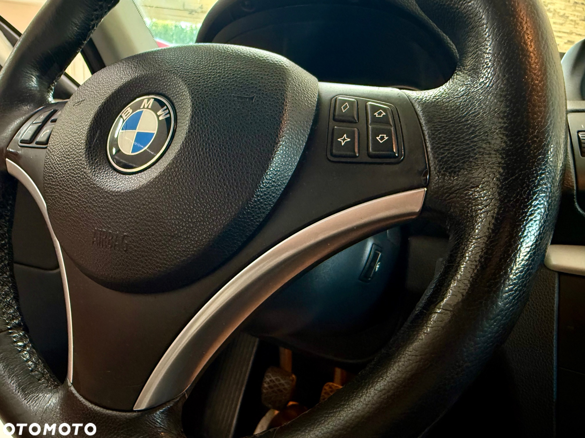 BMW Seria 1 116i - 17