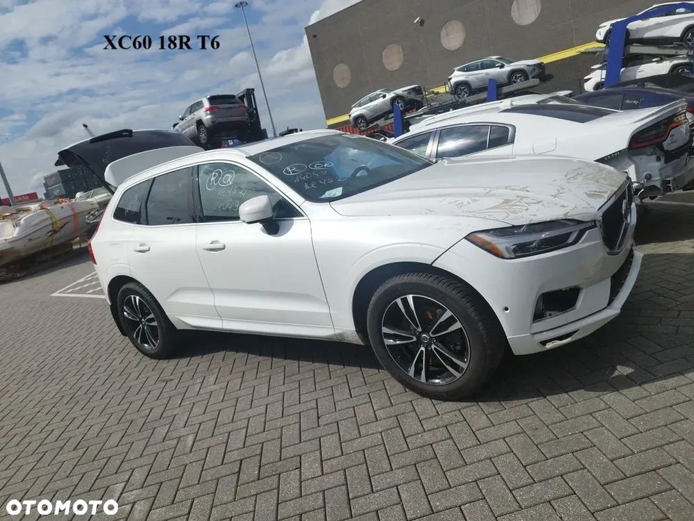 BMW Seria 6 650i - 34