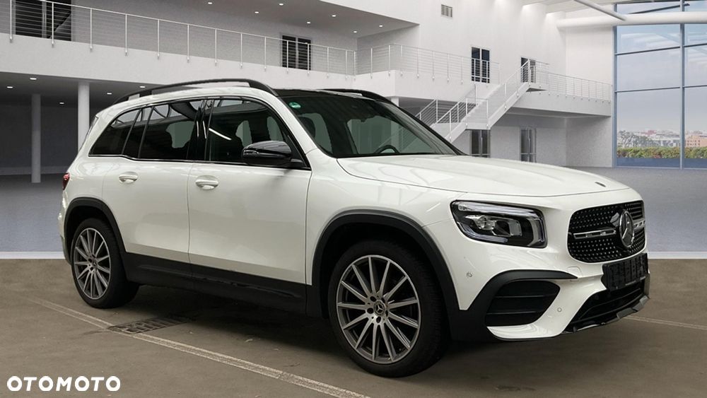 Mercedes-Benz GLB 250 4-Matic AMG Line 8G-DCT - 1