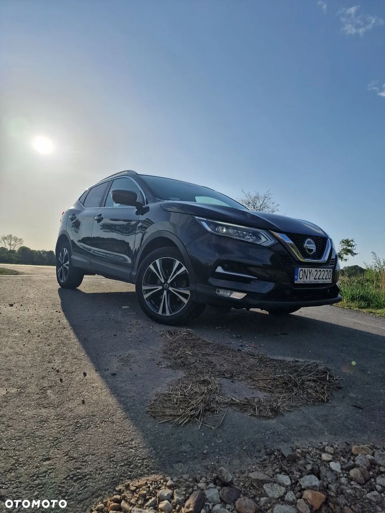Nissan Qashqai 1.3 DIG-T N-Connecta - 1
