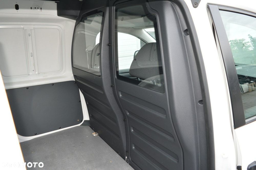 Volkswagen Caddy - 31